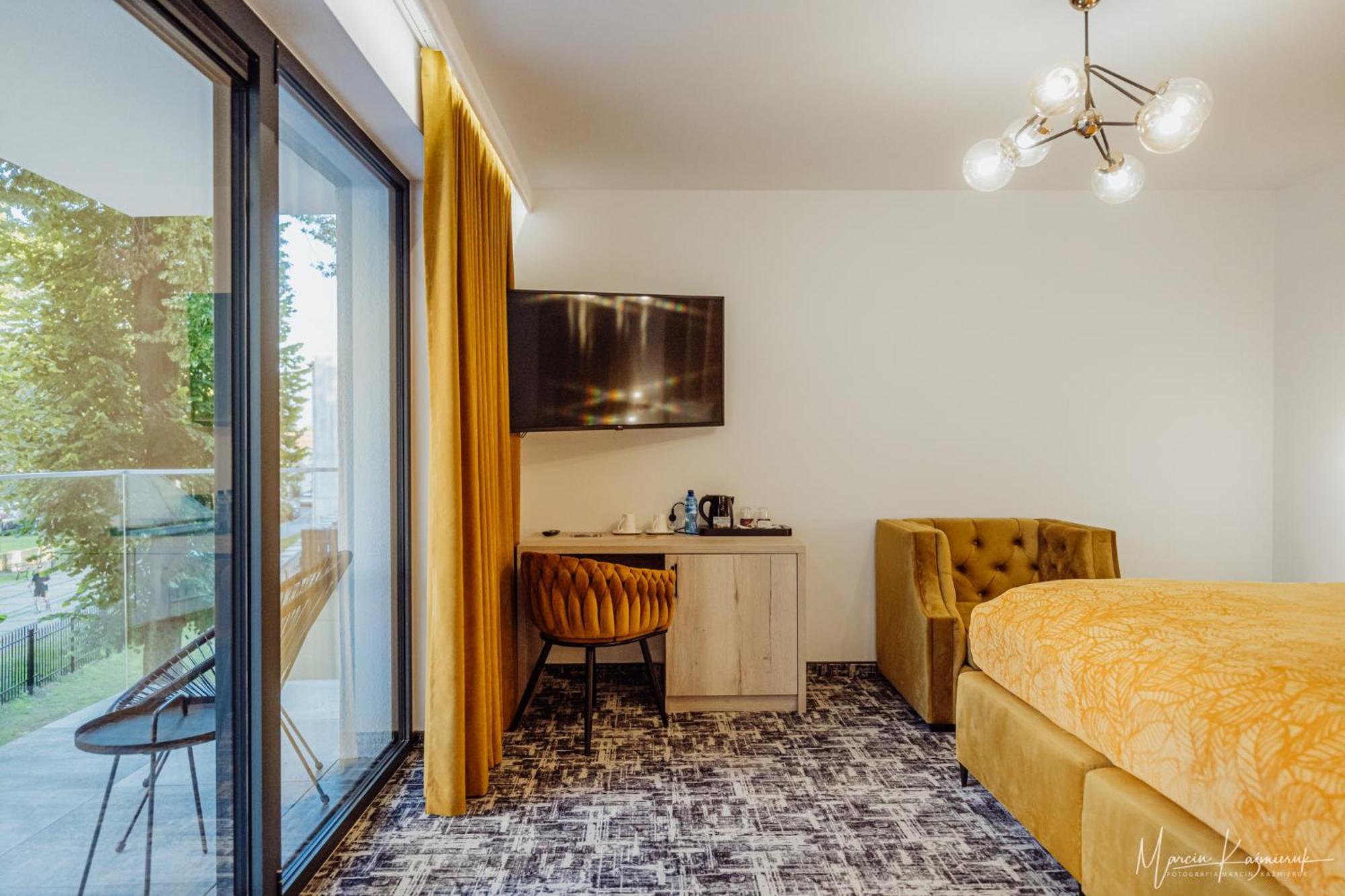 Cristal Bed & Breakfast Ustka Exterior photo